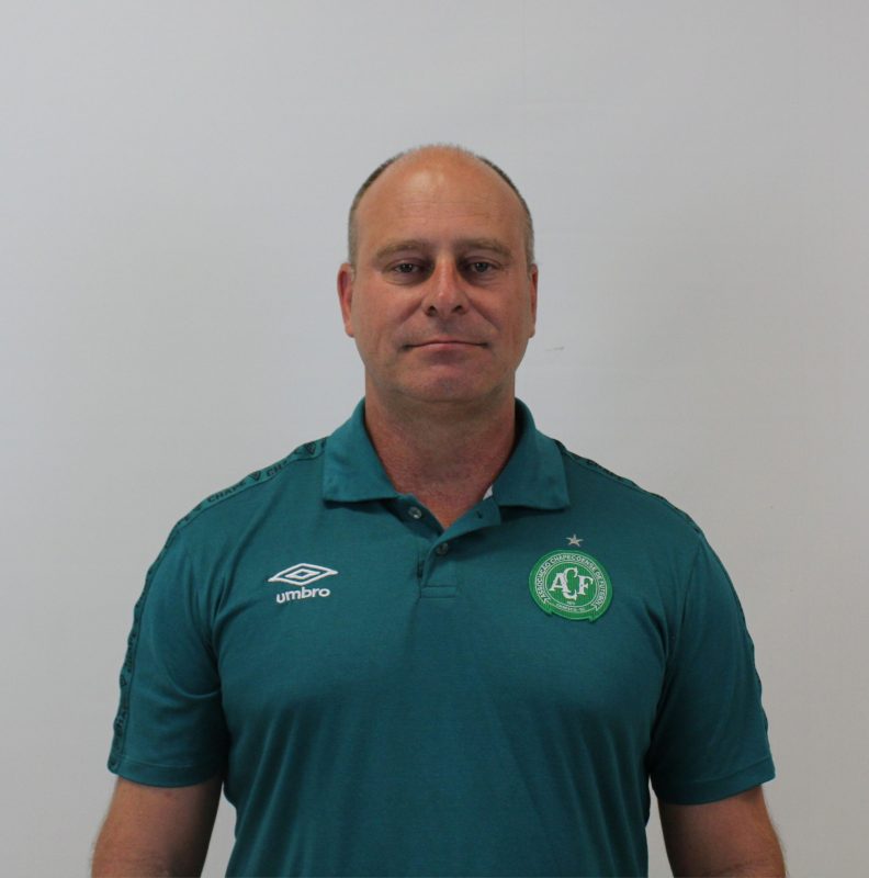 Chapecoense vive eleições