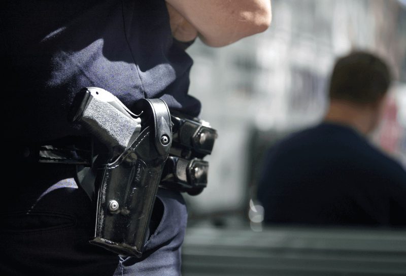Private security guards banned from carrying weapons - Photo: Disclosure/ND