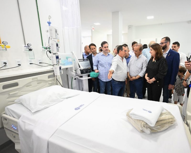 Hospital Azambuja de Brusque contará com mais 16 leitos de UTI, que foram inaugurados neste sábado (11) - Foto: Secom-SC/Governo de Santa Catarina/Reprodução/ND