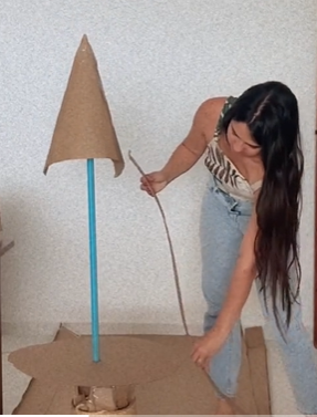 Passo a passo da árvore de natal baratinha - Foto: DaniellyMartin/Divulgação/ND