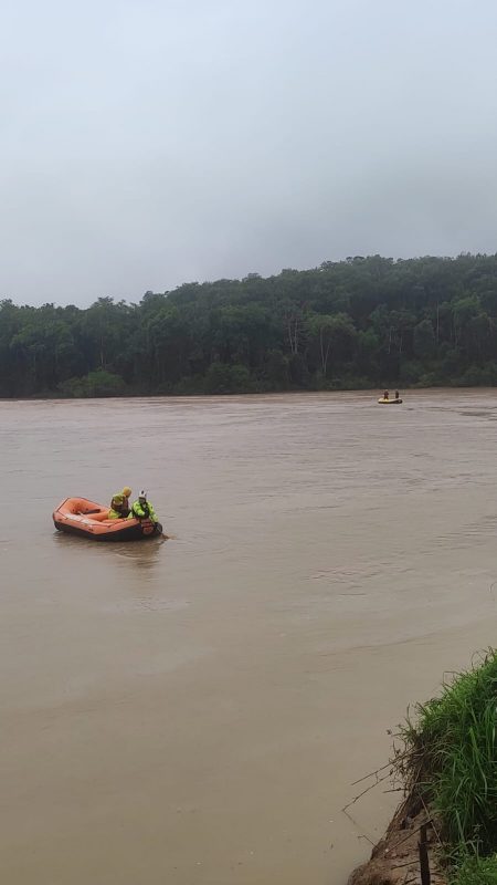 Buscas por pai e filho continuam em Indaial