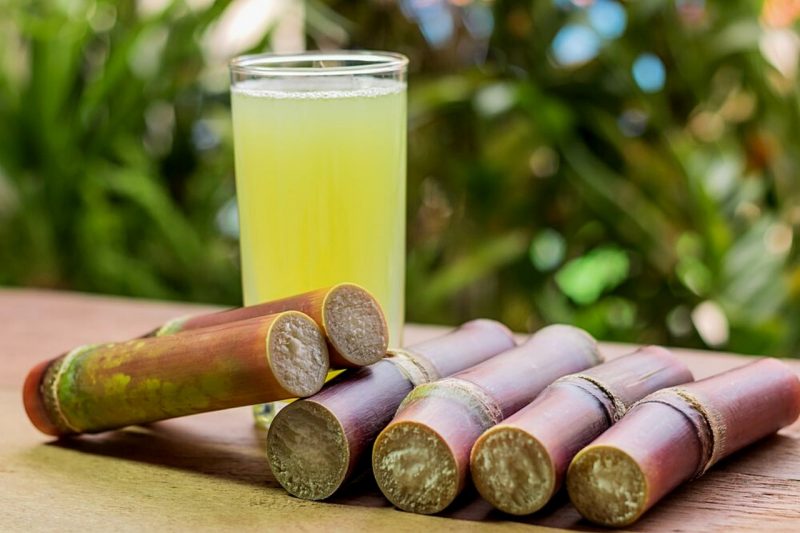Sugarcane juice has health benefits, but may be harmful for those trying to lose weight