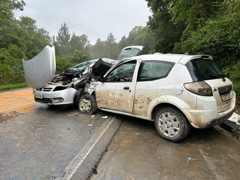 Mulher de 31 anos voltava de aeroporto ap&oacute;s noivo embarcar rumo a S&atilde;o Paulo para participar de competi&ccedil;&atilde;o nacional de karat&ecirc;, nesta ter&ccedil;a-feira (14) – Foto: PRF/Divulga&ccedil;&atilde;o/ND