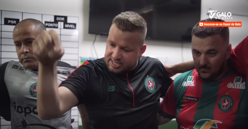 Equipe do Concórdia durante preleção na Copa SC