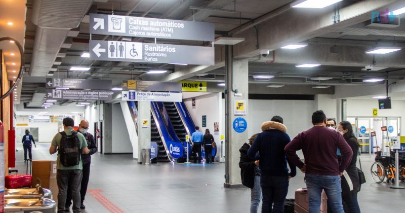 Aeroporto de Navegantes que recebe voos de aeroporto de Florianópolis