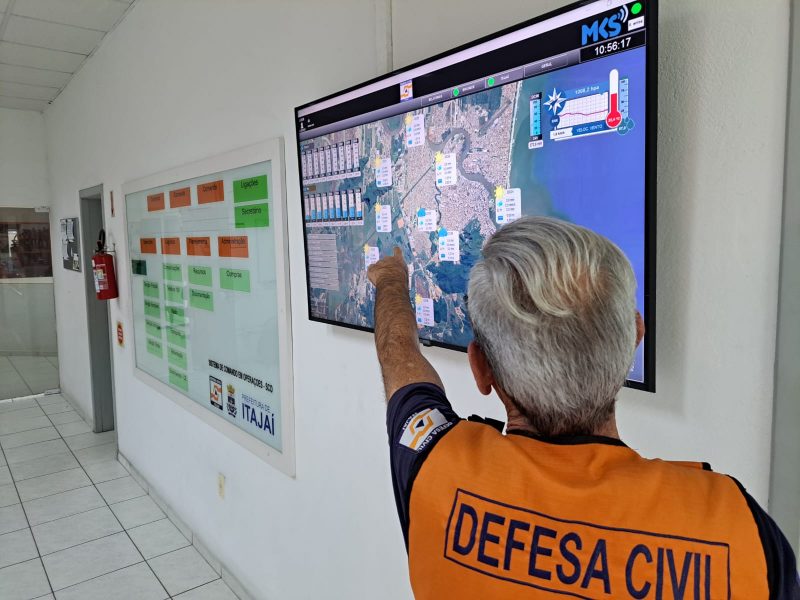 Defesa Civil monitora risco de alagamentos