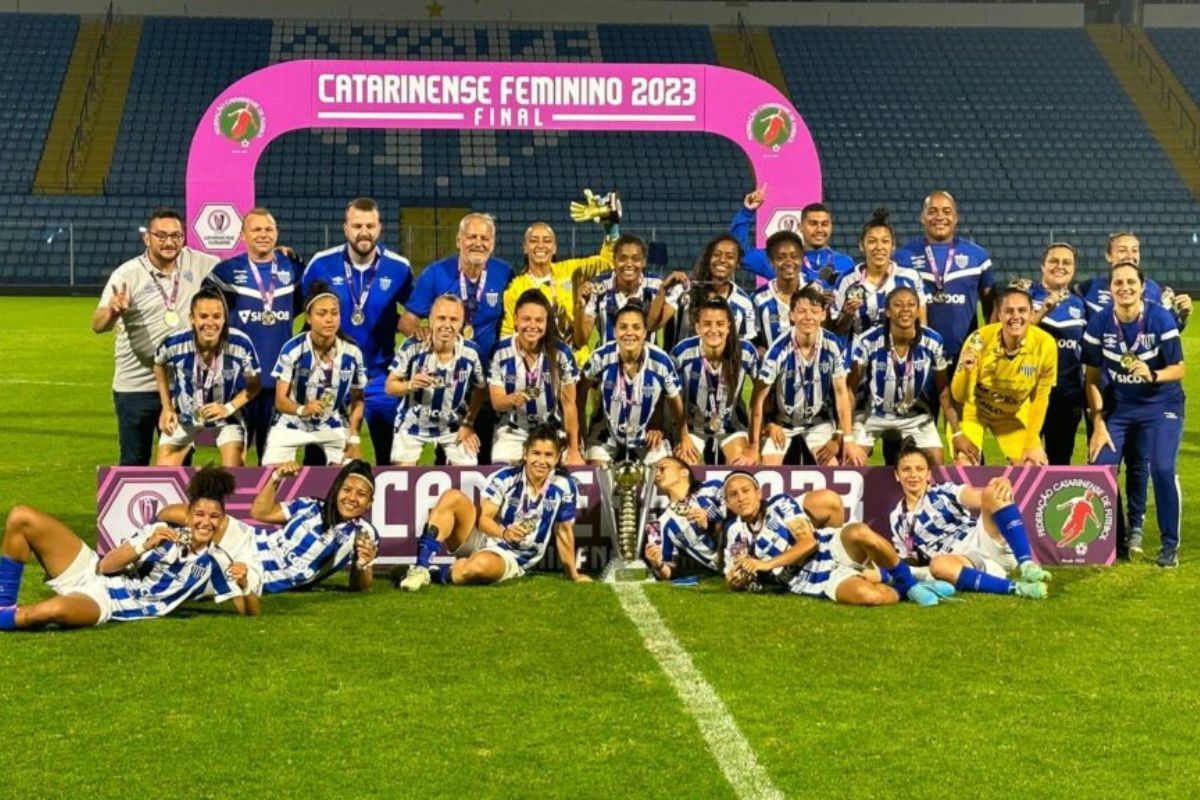 Projeto Guerreiras Futebol Feminino - Magia do Esporte