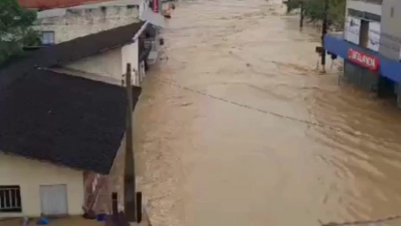 Enchente em Trombudo Central