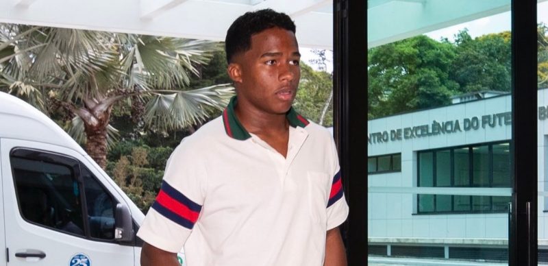 Endrick em apresentação à Seleção Brasileira - Foto: Reprodução