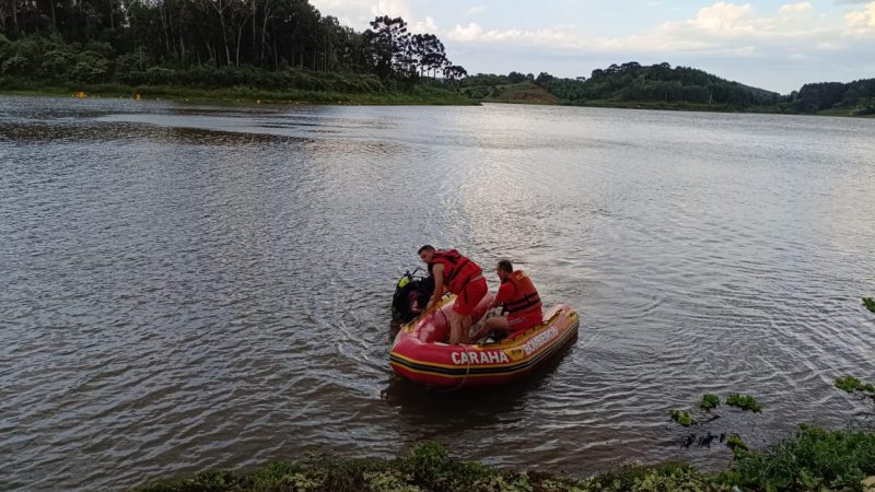 Bombeiros procuram corpo de jovem que teria se afogado em rio de Lages