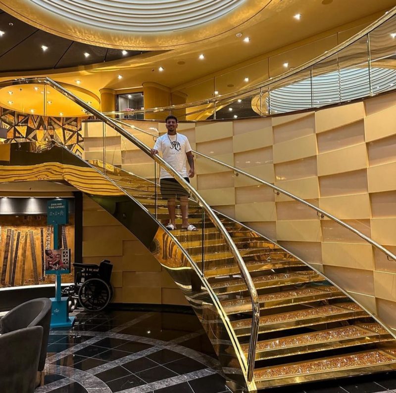 “A living experience,” the social media influencer said about staying on a luxury cruise – Photo: Reproduction Internet/ND