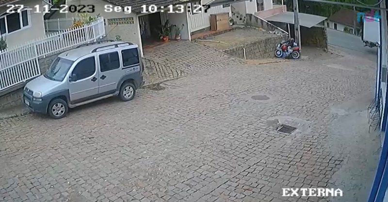 Motociclista é detido ao tentar fugir da polícia em Ibirama 