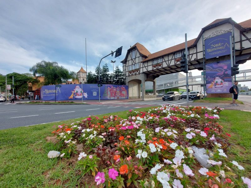 Magia natalina chega a Blumenau e prepara&ccedil;&atilde;o para espet&aacute;culo come&ccedil;a – Foto: Divulga&ccedil;&atilde;o/Reprodu&ccedil;&atilde;o/ND