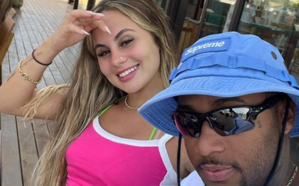 Fim do namoro do rapper Orochi com Lara Jucah vira treta generalizada