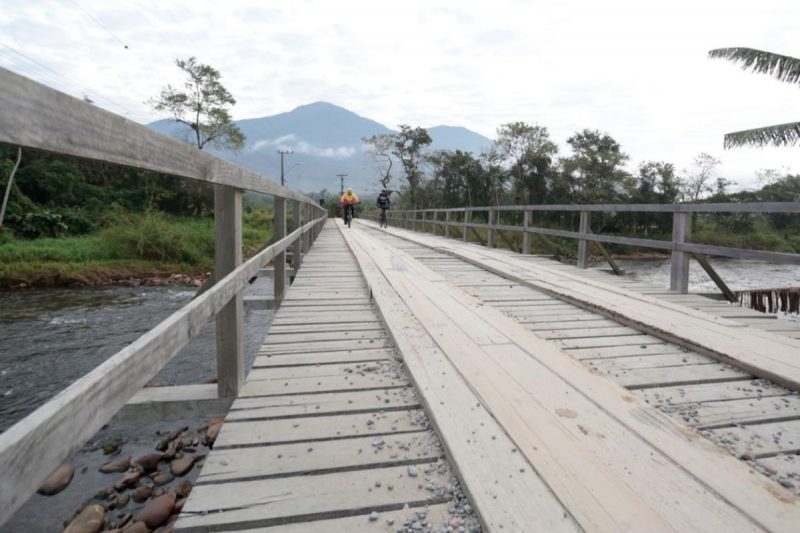 Estrutura da ponte deixar&aacute; de ser de madeira – Foto: Prefeitura de Joinville/Divulga&ccedil;&atilde;o