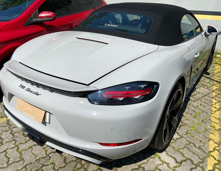 The Porsche Boxster 718 is valued at R$550,000.  - PF/Disclosure/ND