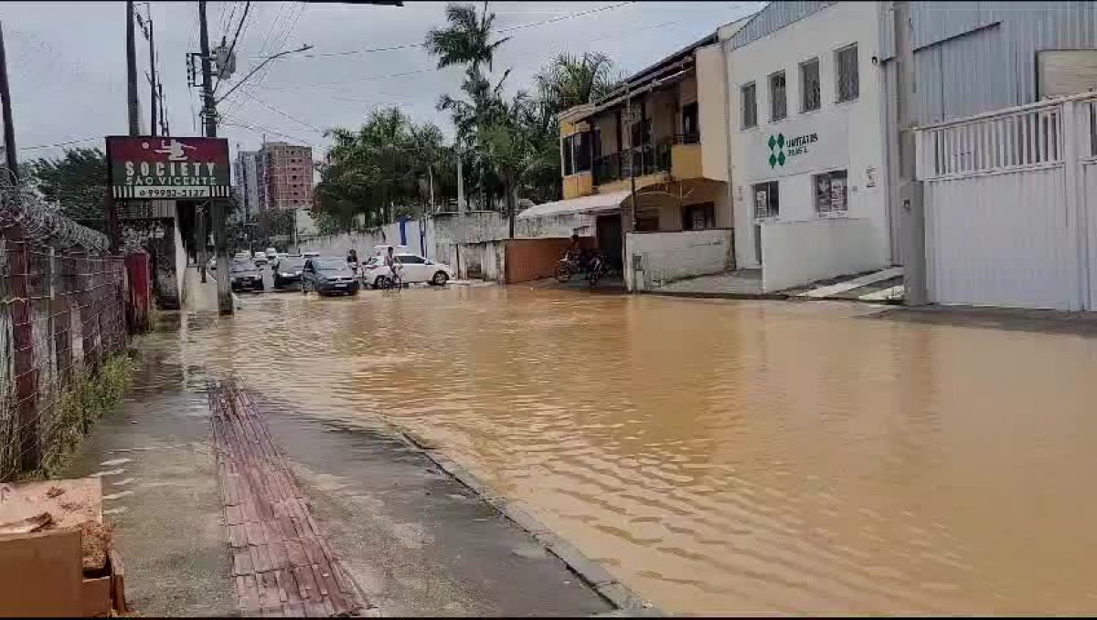 FRAME - Ponto inundado na rua São Vicente, no bairro São Vicente em Itajaí - Divulgação/ND