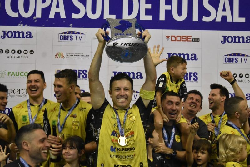 Em casa, Jaraguá Futsal conquistou o título da Copa Sul