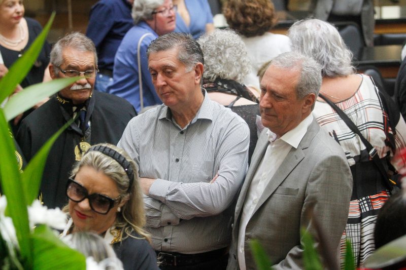 Prefeito de Florian&oacute;polis, Top&aacute;zio Neto marcou presen&ccedil;a na despedida do ex-governador Colombo Salles – Foto: Leo Munhoz/ND