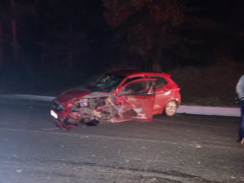 Condutor do carro com placas de Ilhota/SC fugiu do local sem prestar socorro – Foto: CBMSC/Divulga&ccedil;&atilde;o/ND