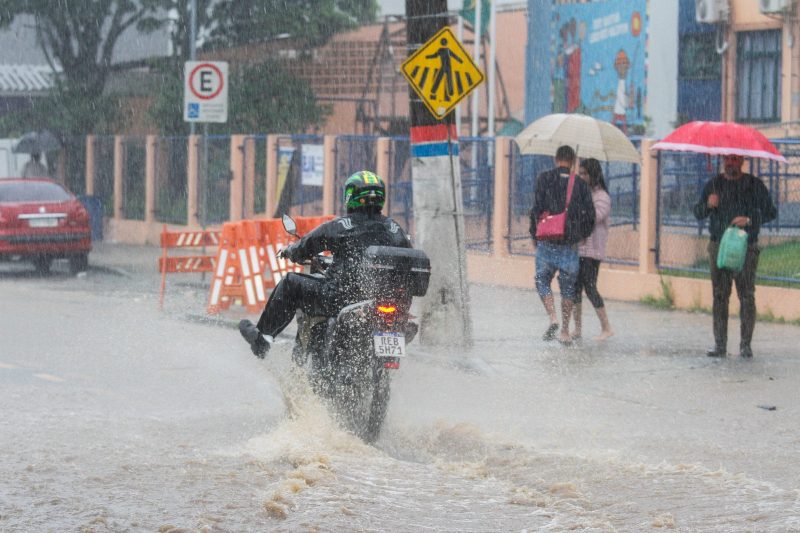 Grande Florian&oacute;polis sofreu com as chuvas em abril – Foto: Leo Munhoz/ND