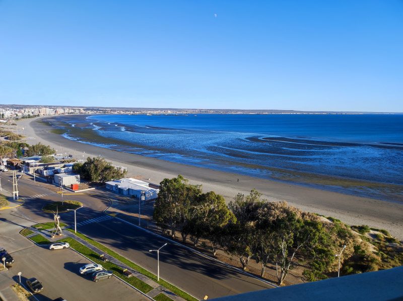 A vista da bela cidade de Puerto Madryn – Foto: Paulo Rolemberg/ND