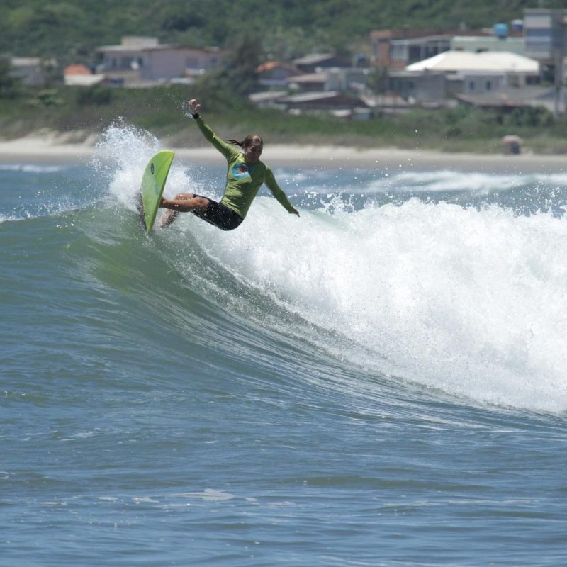  campeã do surf Jacqueline Silva