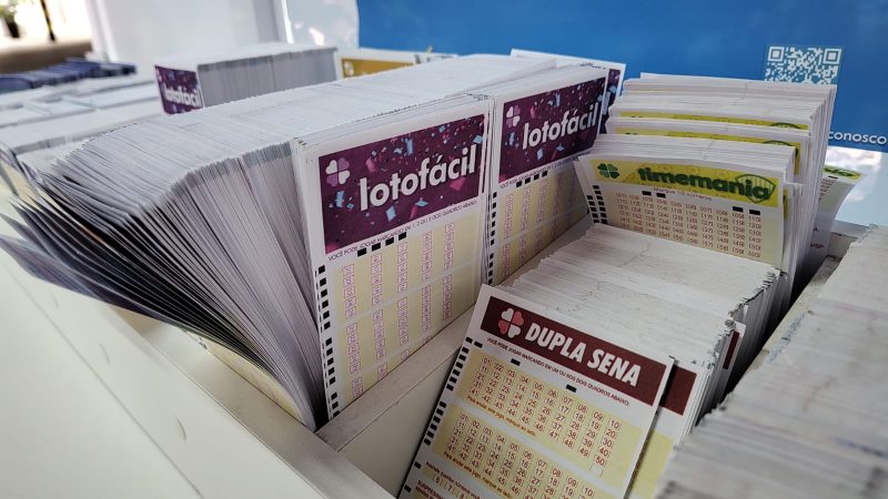 Bilhetes de aposta da lotofácil, timemania e dupla sena