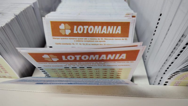 Aposta premiada da Lotomania desta segunda-feira (11) foi feita em lotérica com nome curioso - Foto: Lucas Adriano/ND