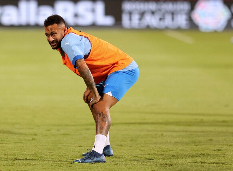 Retrospectiva de Neymar &eacute; de les&otilde;es e pol&ecirc;micas – Foto: Reprodu&ccedil;&atilde;o/R7