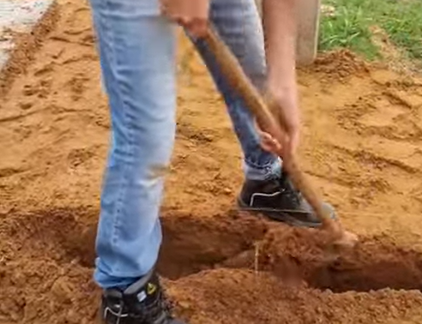 Pedreiro mostra dica surpreendente de alicerce