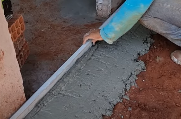 Contrapiso feito por pedreiro