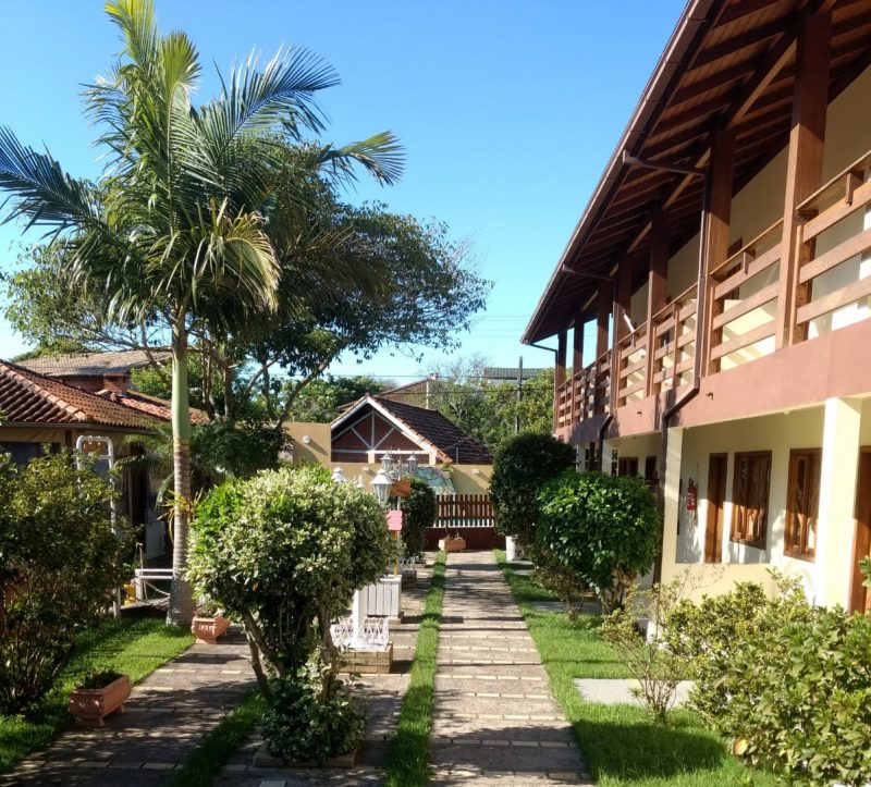 A Barra da Lagoa tem in&uacute;meras op&ccedil;&otilde;es de pousadas para hospedagem – Foto: Patricia Stahl Gaglioti