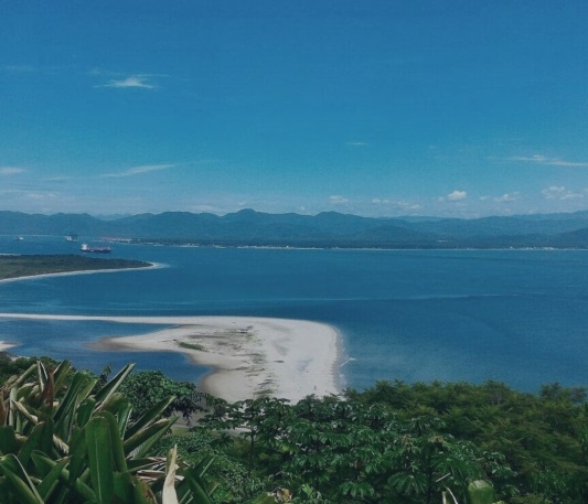 Praia do Forte foi considerada a segunda melhor do Brasil - Prefeitura de São Francisco do Sul/Divulgação