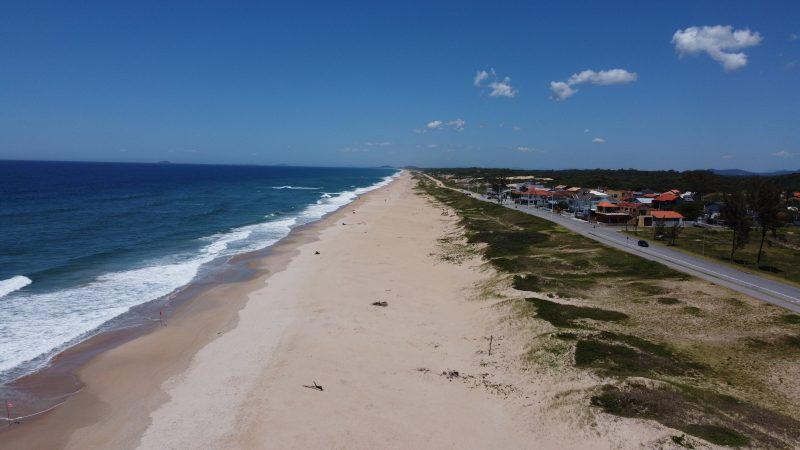 Praia Grande – Foto: Prefeitura de S&atilde;o Francisco do Sul/Divulga&ccedil;&atilde;o