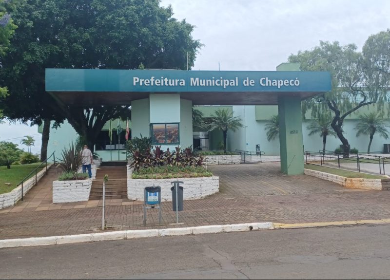 Prefeitura de Chapecó divulga o que abre e o que fecha no serviço público 