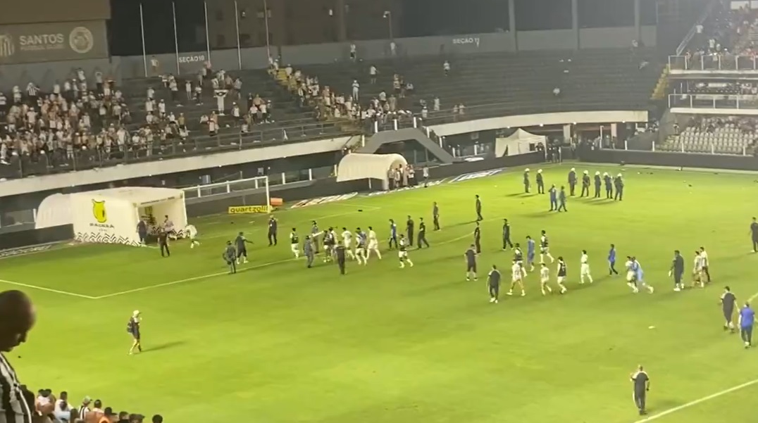 VÍDEO: Rebaixamento Do Santos à Série B Tem Tiro, Porrada E Bomba