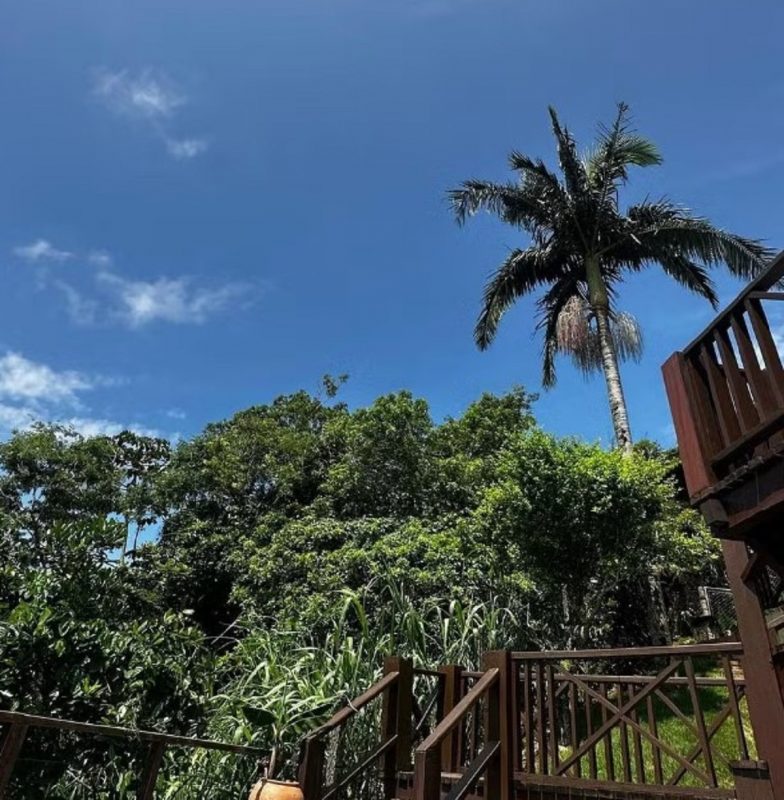 Bella Campos publicou também a paisagem de sua casa de férias em Florianópolis
