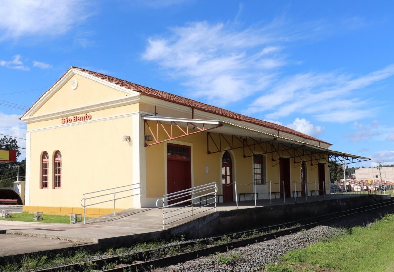 Esta&ccedil;&atilde;o Ferrovi&aacute;ria de S&atilde;o Bento do Sul abriga atualmente Museu da M&uacute;sica e &eacute; ponto de parada do passeio de Maria Fuma&ccedil;a – Foto: Prefeitura Municipal de S&atilde;o Bento do Sul/Divulga&ccedil;&atilde;o