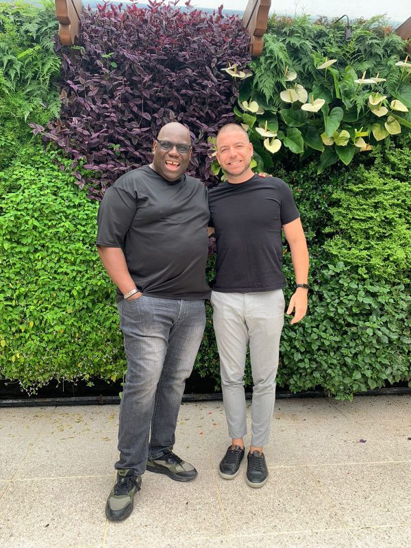 O Dj e o jornalista se encontram em Santa Catarina – Foto: Divulga&ccedil;&atilde;o