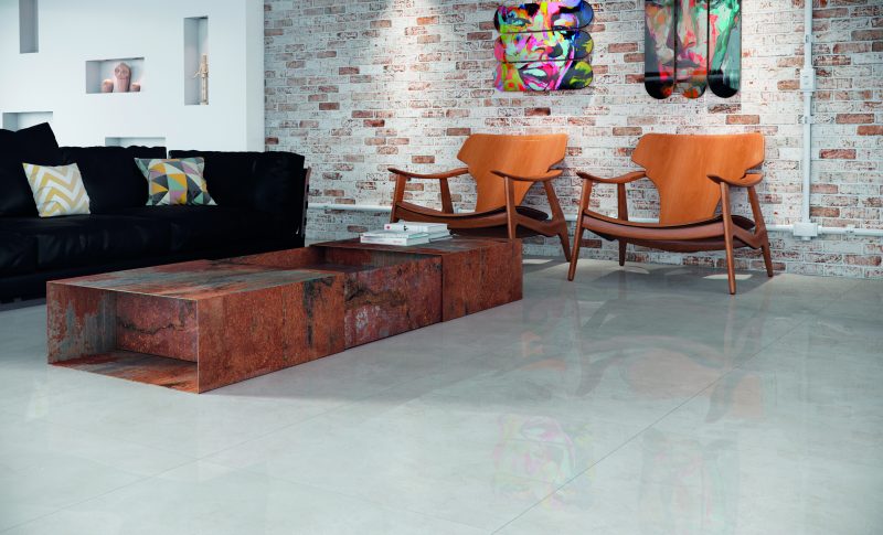 Um porcelanato de cor neutra, como cinza claro, pode proporcionar um ambiente profissional e tranquilo. – Foto: Profatto/Divulga&ccedil;&atilde;o