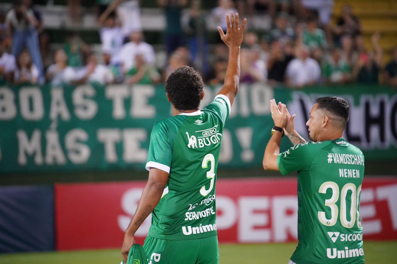 Dois ídolos Da Chapecoense Estiveram Na Arena Condá No Sábado