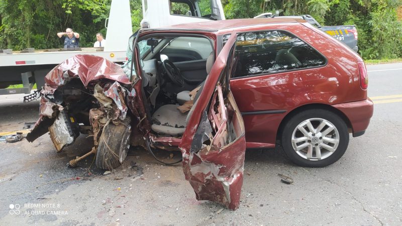 Uma criança de 1 ano e 5 meses estava em um dos veículos envolvidos na batida, registrada na tarde de sábado (13)