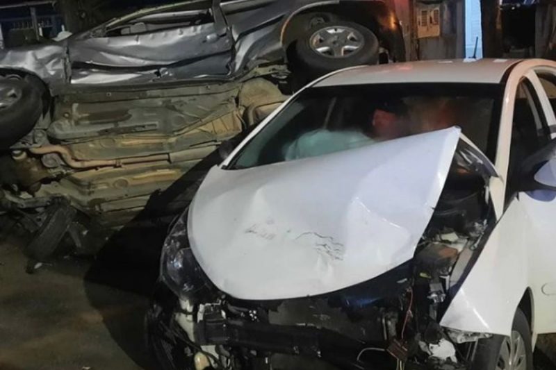 Adolescente e pai foram levados para Central de Polícia 