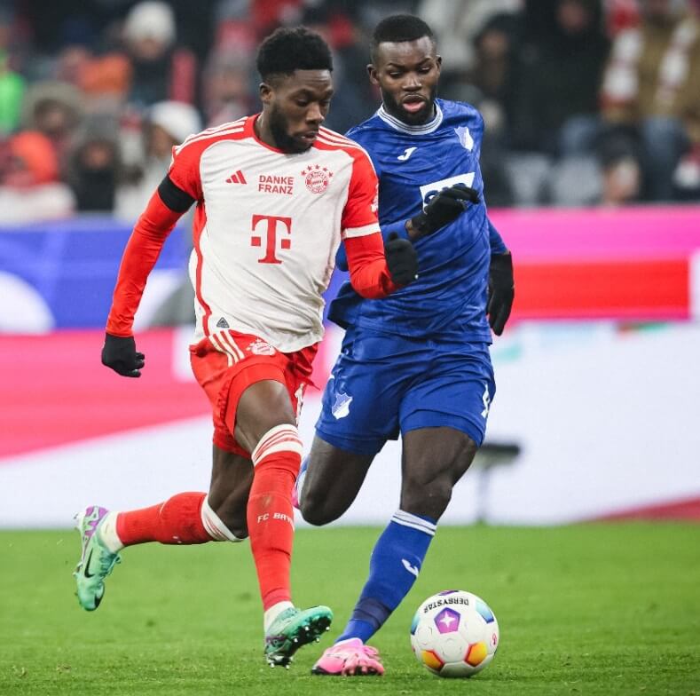 Davies, do Bayern de Munique