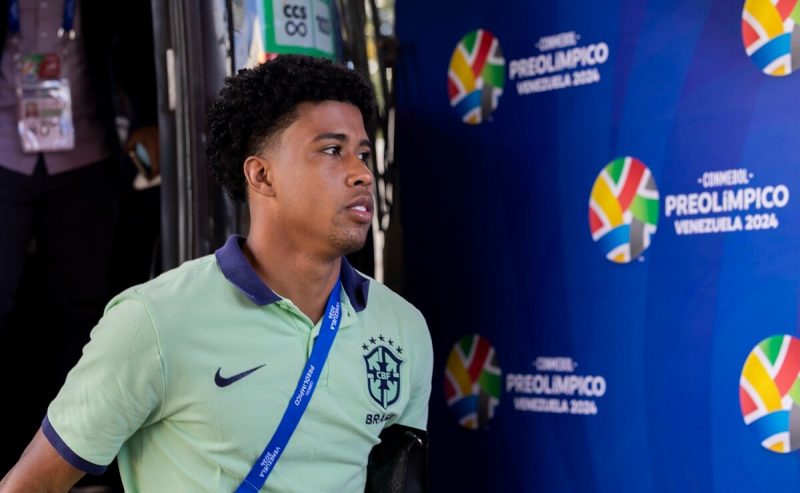 Andrey Santos ainda busca deslanchar na Europa – Foto: Joilson Marconne / CBF / Divulga&ccedil;&atilde;o