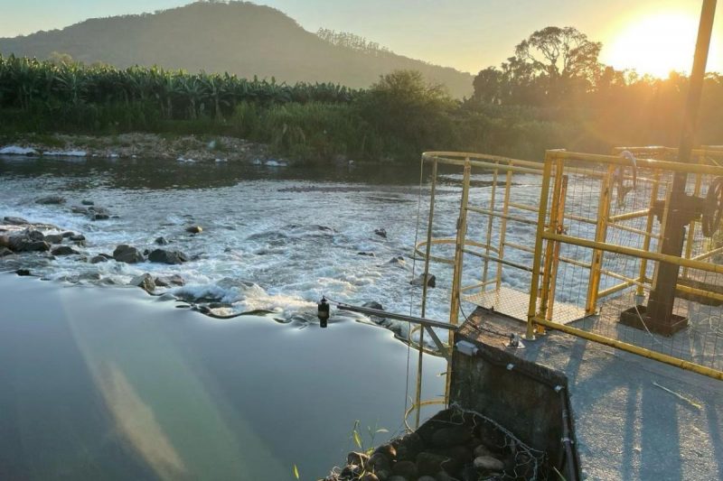 ETA Cubat&atilde;o &eacute; respons&aacute;vel pela capta&ccedil;&atilde;o e tratamento de 75% da &aacute;gua que abastece a cidade – Foto: Prefeitura de Joinville/Divulga&ccedil;&atilde;o