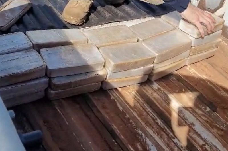 Cerca de 41 kg de pasta base foi apreendida