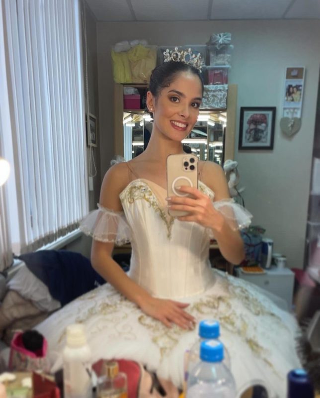 Thais Di&oacute;genes &eacute; bailarina joinvilense – Foto: Arquivo Pessoal