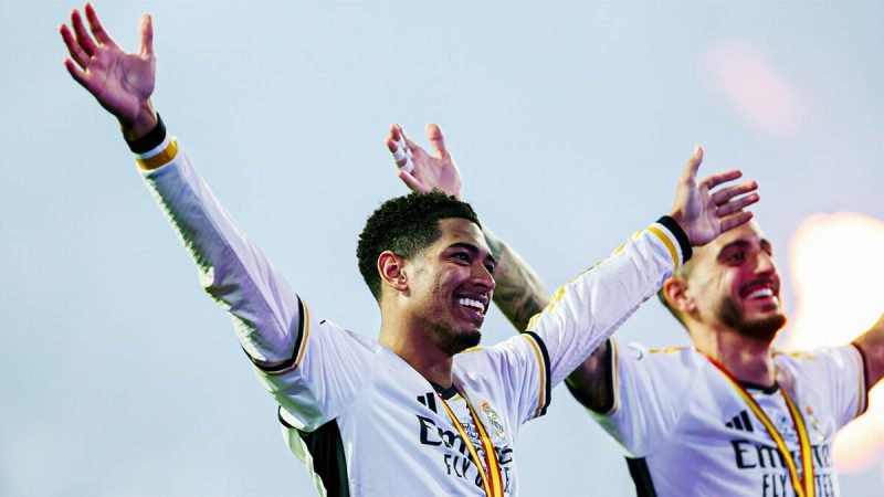 Bellingham foi disputado por Real Madrid e PSG